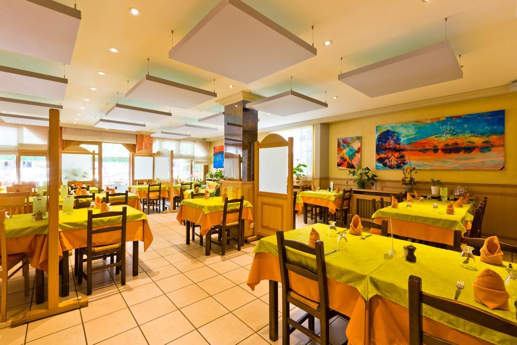 Logis - Hotel Restaurant Bellevue Annecy Ngoại thất bức ảnh