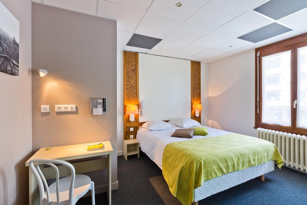 Logis - Hotel Restaurant Bellevue Annecy Ngoại thất bức ảnh